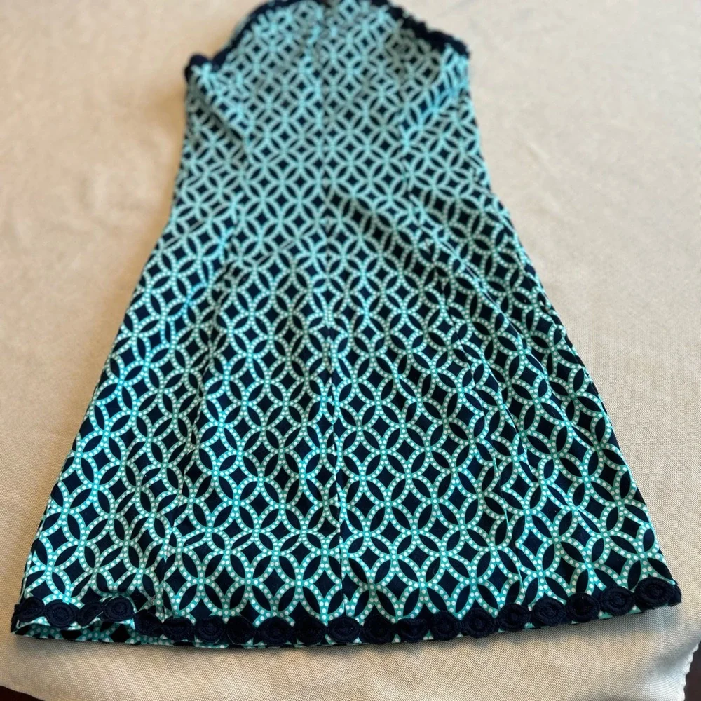 crown & ivy Black and Mint Geometric print dress knee length Size 2 feminine - Picture 2 of 8